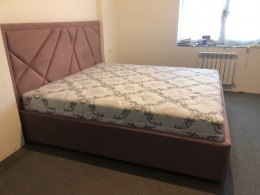 Мягкая двуспальная кровать Merlen 